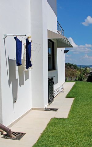 Casa de condomínio para alugar com 469m², 4 quartos e 8 vagasÁrea Externa