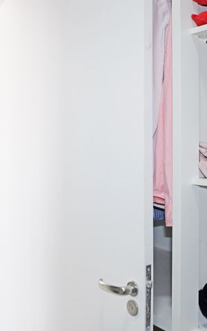 Casa de condomínio para alugar com 469m², 4 quartos e 8 vagasCloset