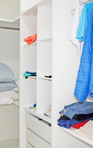 Casa de condomínio para alugar com 469m², 4 quartos e 8 vagasCloset