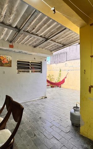 Casa à venda com 124m², 2 quartos e 3 vagas Casa à venda com 124m², 2 quartos e 3 vagasQuintal