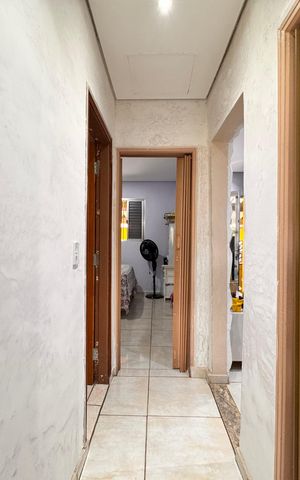 Casa à venda com 124m², 2 quartos e 3 vagas Casa à venda com 124m², 2 quartos e 3 vagasCorredor