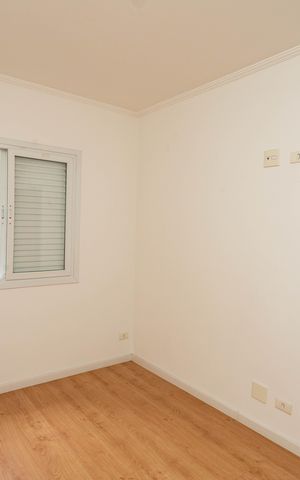 Casa de condomínio à venda com 215m², 3 quartos e 2 vagas Casa de condomínio à venda com 215m², 3 quartos e 2 vagasQuarto 2