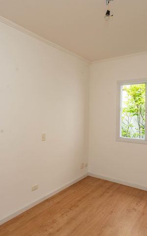 Casa de condomínio à venda com 215m², 3 quartos e 2 vagas Casa de condomínio à venda com 215m², 3 quartos e 2 vagasQuarto 2