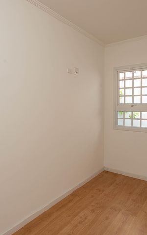 Casa de condomínio à venda com 215m², 3 quartos e 2 vagas Casa de condomínio à venda com 215m², 3 quartos e 2 vagasQuarto 3