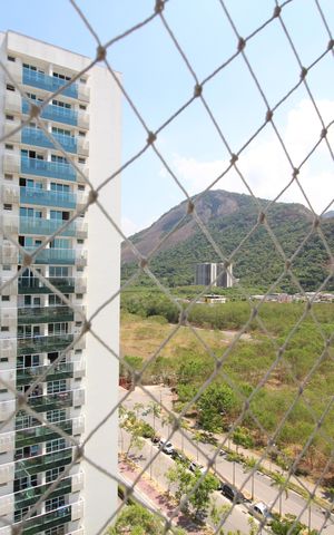Apartamento à venda com 80m², 2 quartos e 1 vagaSala - Varanda - Vista