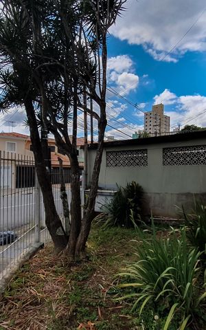Casa à venda com 202m², 3 quartos e 4 vagasQuintal