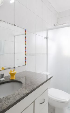 Casa à venda com 202m², 3 quartos e 4 vagasBanheiro Social