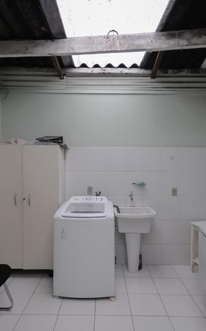 Casa à venda com 202m², 3 quartos e 4 vagasÁrea de Serviço