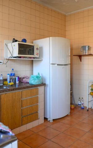 Casa à venda com 195m², 3 quartos e 2 vagas Casa à venda com 195m², 3 quartos e 2 vagasCozinha