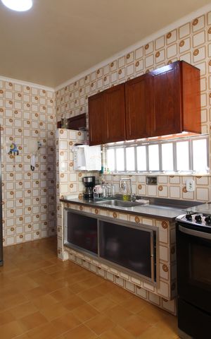 Apartamento à venda com 100m², 2 quartos e 2 vagasCozinha