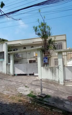 Apartamento à venda com 100m², 2 quartos e 2 vagasFachada com Placa Quinto Andar