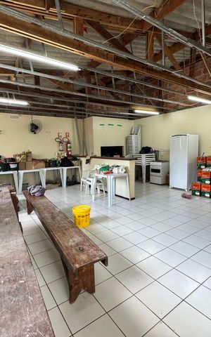 Apartamento para alugar com 44m², 2 quartos e 1 vaga Apartamento para alugar com 44m², 2 quartos e 1 vagaÁrea comum - Salão de festas