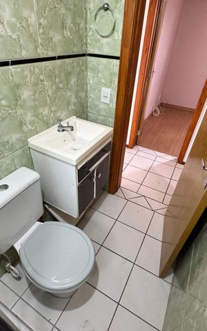 Apartamento para alugar com 44m², 2 quartos e 1 vaga Apartamento para alugar com 44m², 2 quartos e 1 vagaBanheiro