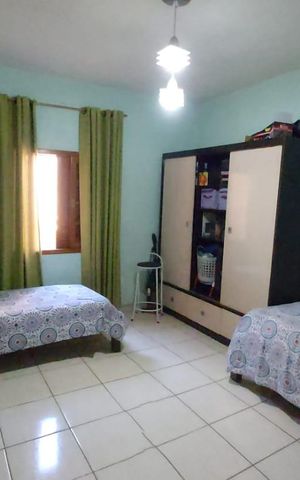 Casa à venda com 240m², 2 quartos e 4 vagas