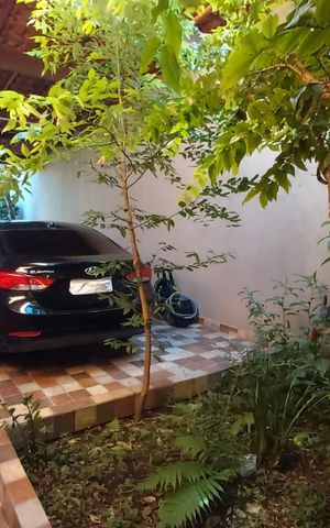 Casa à venda com 240m², 2 quartos e 4 vagas Casa à venda com 240m², 2 quartos e 4 vagasÁrea Externa
