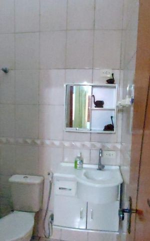 Casa à venda com 240m², 2 quartos e 4 vagas Casa à venda com 240m², 2 quartos e 4 vagasBanheiro 3