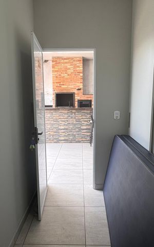 Casa à venda com 147m², 2 quartos e 3 vagas