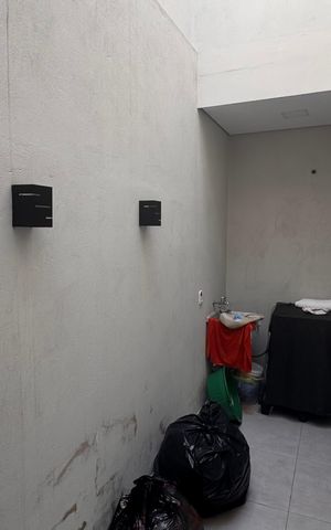Casa à venda com 147m², 2 quartos e 3 vagas