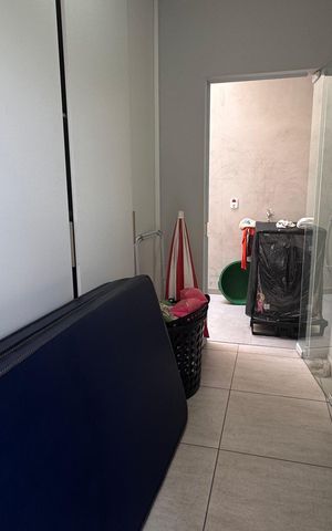 Casa à venda com 147m², 2 quartos e 3 vagas