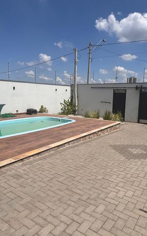 Casa à venda com 147m², 2 quartos e 3 vagas