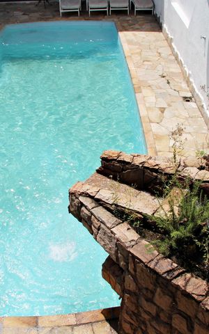Casa à venda com 550m², 4 quartos e 4 vagasPiscina