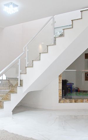 Casa à venda com 550m², 4 quartos e 4 vagasSala e Sala de Jantar