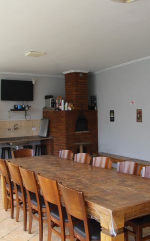 Casa à venda com 550m², 4 quartos e 4 vagasArea Gourmet