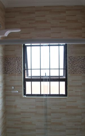 Casa à venda com 550m², 4 quartos e 4 vagasBanheiro da Suíte 3