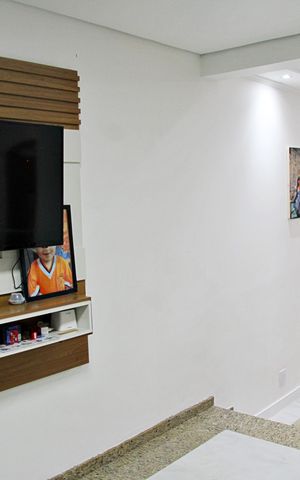 Casa à venda com 550m², 4 quartos e 4 vagasSala de TV