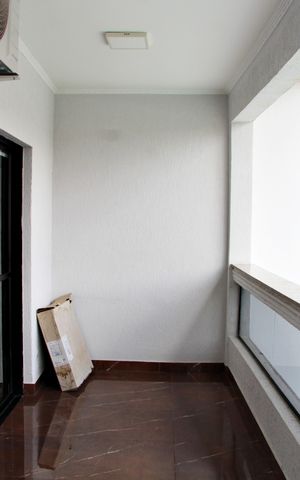 Casa à venda com 550m², 4 quartos e 4 vagasVaranda da Suíte 1