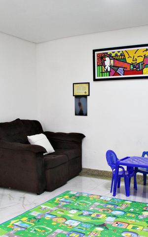 Casa à venda com 550m², 4 quartos e 4 vagasSala de TV
