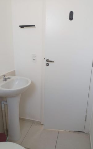 Apartamento à venda com 45m², 2 quartos e 1 vaga Apartamento à venda com 45m², 2 quartos e 1 vagaBanheiro