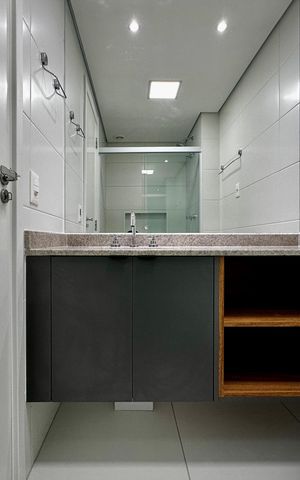 Studio para alugar com 30m², 0 quarto e sem vaga Studio para alugar com 30m², 0 quarto e sem vagaBanheiro