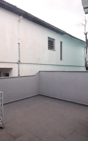 Casa à venda com 125m², 4 quartos e 1 vagaQuarto 3 - Varanda