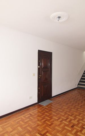 Casa à venda com 125m², 4 quartos e 1 vagaSala
