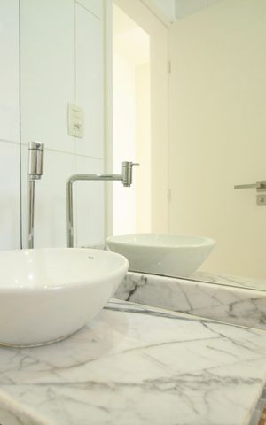 Apartamento para alugar com 90m², 2 quartos e 1 vaga Apartamento para alugar com 90m², 2 quartos e 1 vagaBanheiro