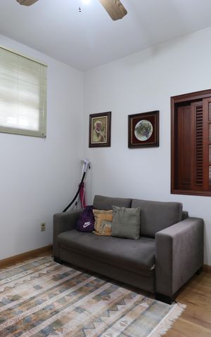 Casa à venda com 342m², 4 quartos e 3 vagasSuíte 1