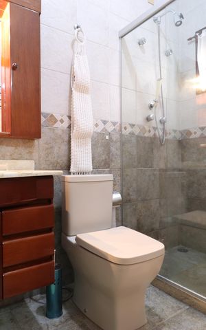 Casa à venda com 342m², 4 quartos e 3 vagasBanheiro da Suíte 3