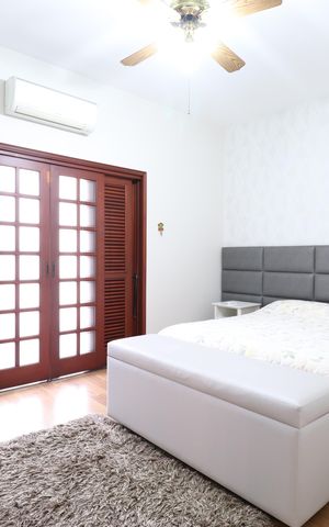 Casa à venda com 342m², 4 quartos e 3 vagasSuíte 4
