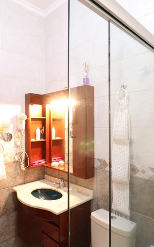Casa à venda com 342m², 4 quartos e 3 vagasBanheiro da Suíte 3