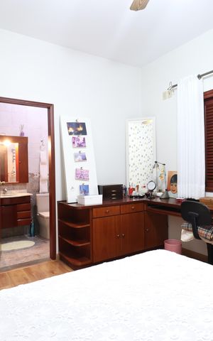 Casa à venda com 342m², 4 quartos e 3 vagasSuíte 3