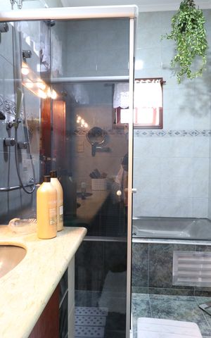 Casa à venda com 342m², 4 quartos e 3 vagasBanheiro da Suíte 4