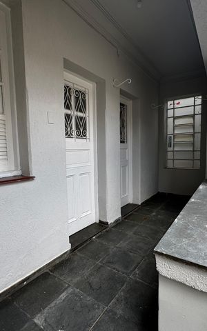Casa para alugar com 200m², 3 quartos e 2 vagas Casa para alugar com 200m², 3 quartos e 2 vagasVaranda