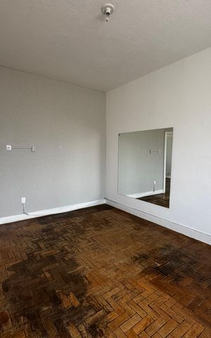 Casa para alugar com 200m², 3 quartos e 2 vagas Casa para alugar com 200m², 3 quartos e 2 vagasQuarto 1 - 2° andar