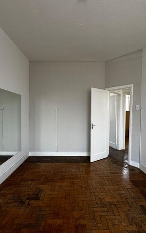Casa para alugar com 200m², 3 quartos e 2 vagas Casa para alugar com 200m², 3 quartos e 2 vagasQuarto 2 - 2° andar