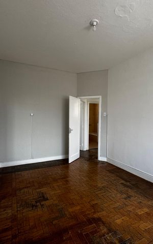 Casa para alugar com 200m², 3 quartos e 2 vagas Casa para alugar com 200m², 3 quartos e 2 vagasQuarto 2 - 2° andar