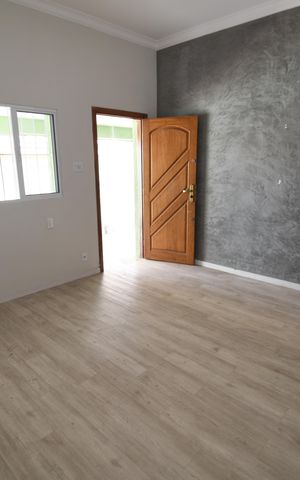 Casa à venda com 208m², 3 quartos e 2 vagasSala