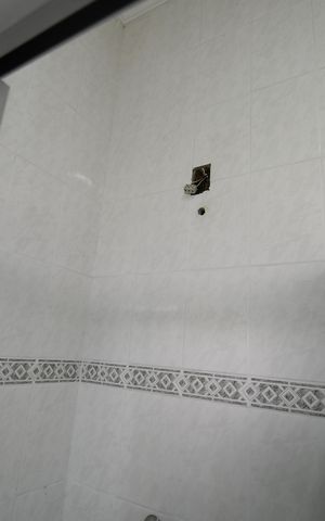 Casa à venda com 208m², 3 quartos e 2 vagasBanheiro 2