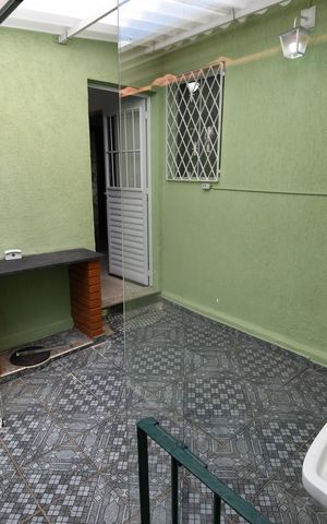 Casa à venda com 208m², 3 quartos e 2 vagasÁrea de Serviço