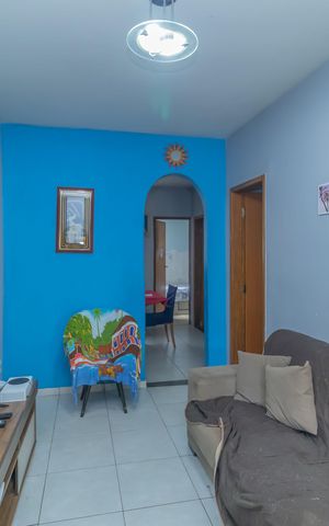 Casa à venda com 147m², 3 quartos e 8 vagas Casa à venda com 147m², 3 quartos e 8 vagasSala